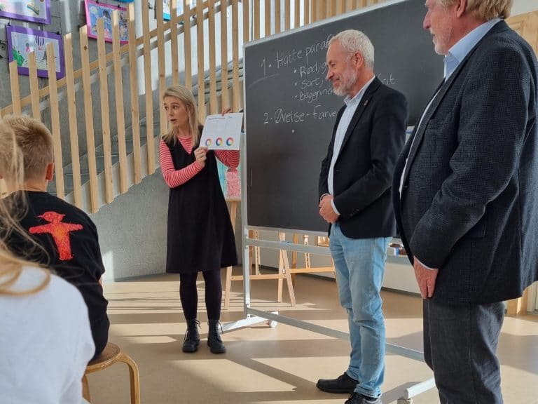 Spidskandidat besøger privatskole i Aalborg